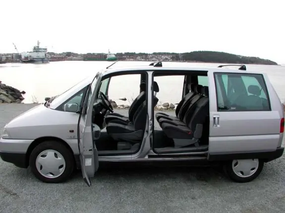 Peugeot 807 First generation (1994–2002)