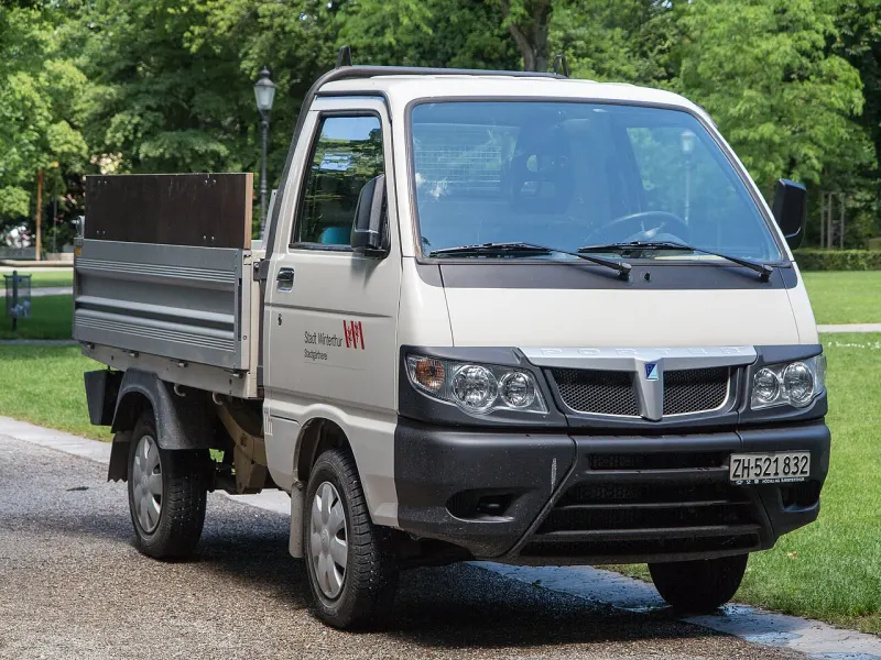 Piaggio Porter First generation (S90) (1992–2021)