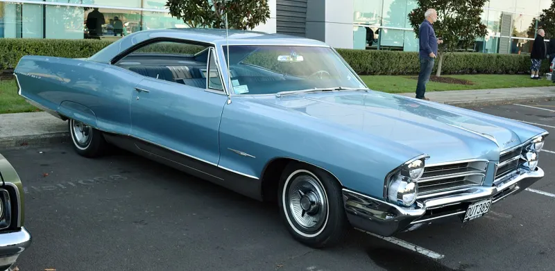 Pontiac Bonneville Fourth generation (1965–1970)