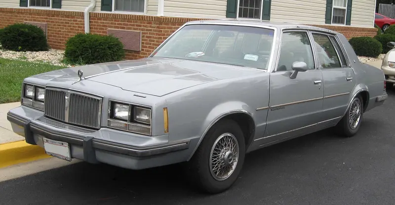 Pontiac Bonneville Seventh generation (1982–1986)