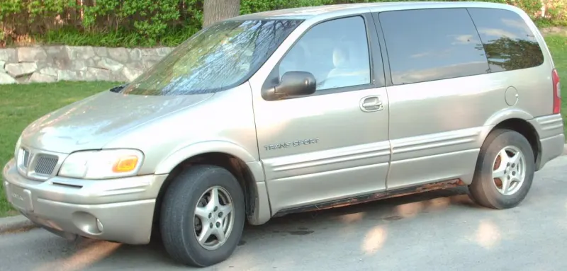 Pontiac Trans Sport Second generation (GMT200) (1996–1998)