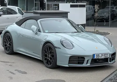Porsche 992
