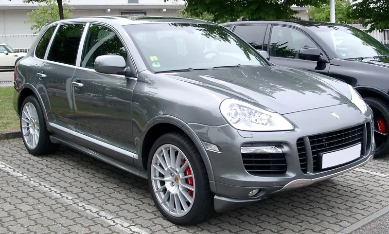 Porsche Cayenne First generation (2002–2009)