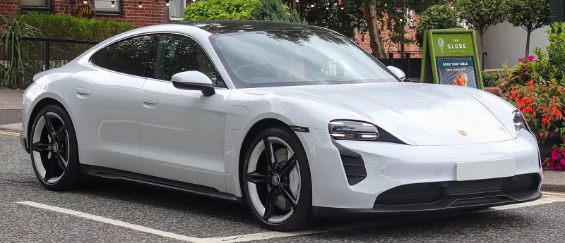Porsche Taycan Porsche Taycan (2019 óta)