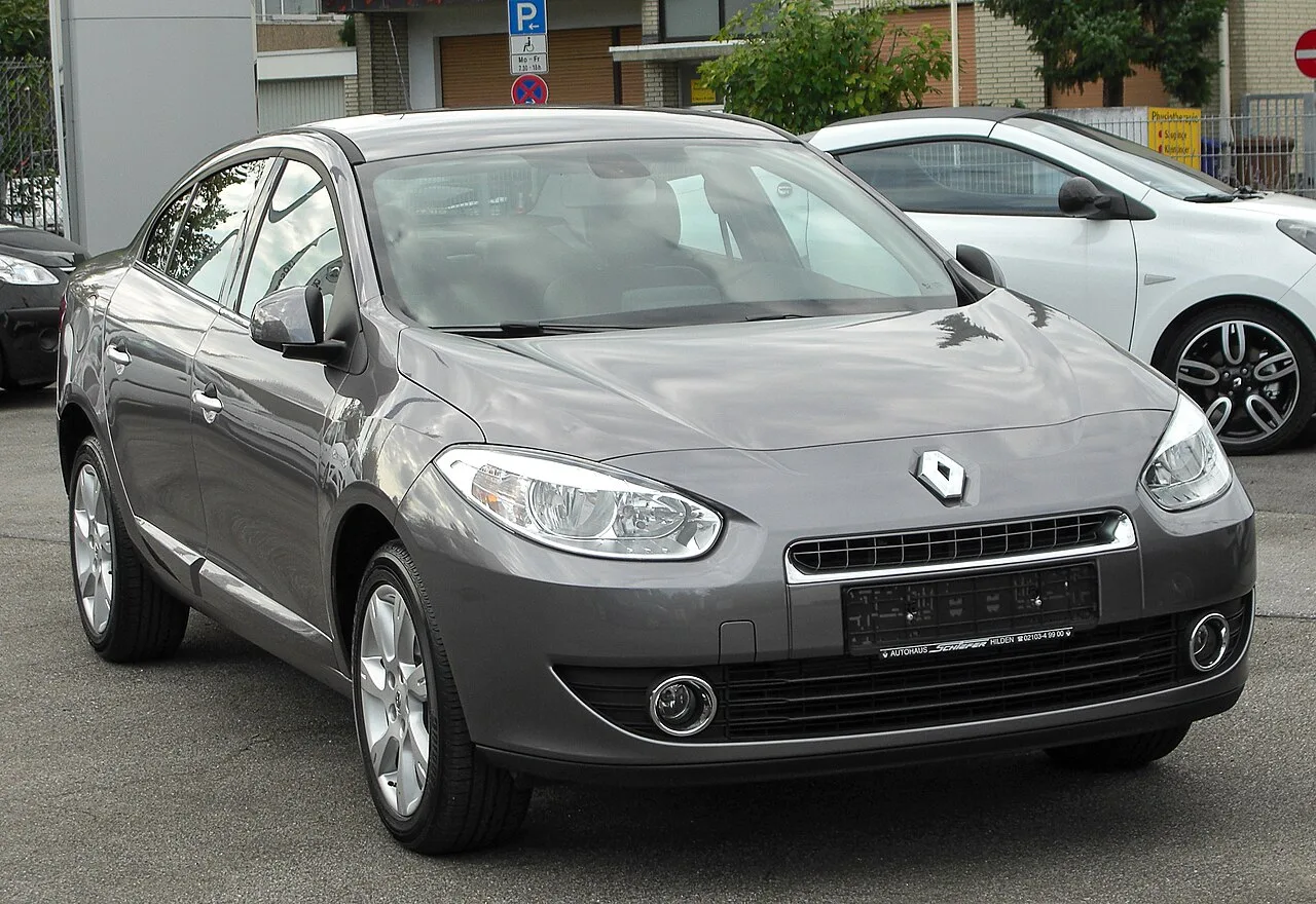 Renault Fluence (2009–2015)