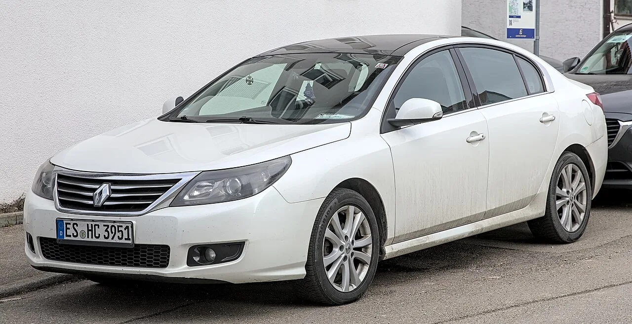 Renault Latitude — Renault Latitude (2010–2015)