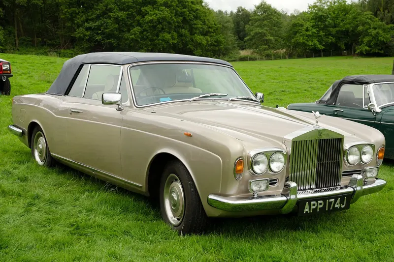 Rolls-Royce Corniche Corniche I (1971–1987)