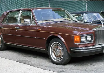 Rolls-Royce Silver Spirit