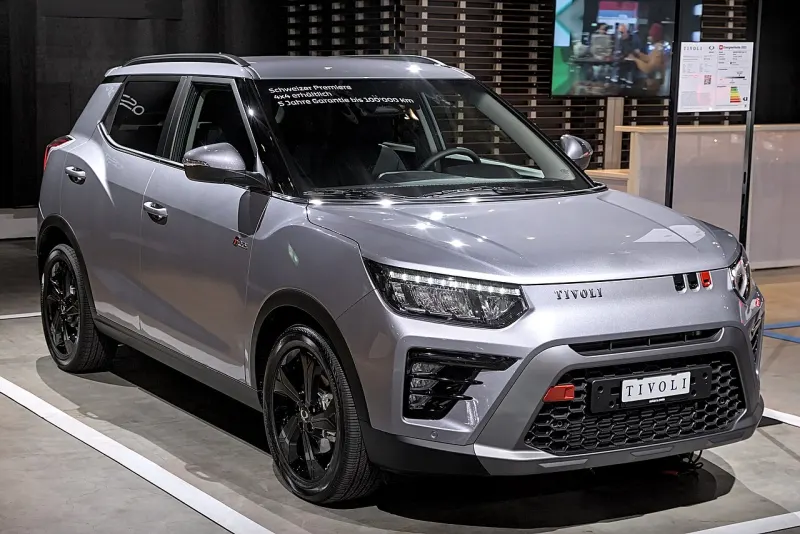 Ssangyong Tivoli KGM Tivoli (2015 óta)