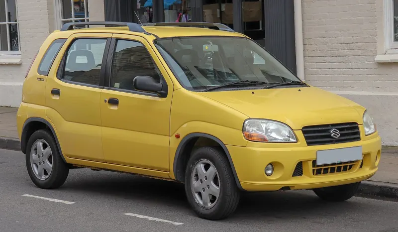 Suzuki Ignis First series (2000–2008)