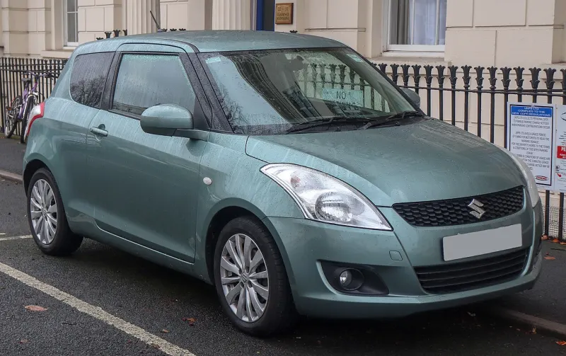 Suzuki Swift Second generation (2010–2017)