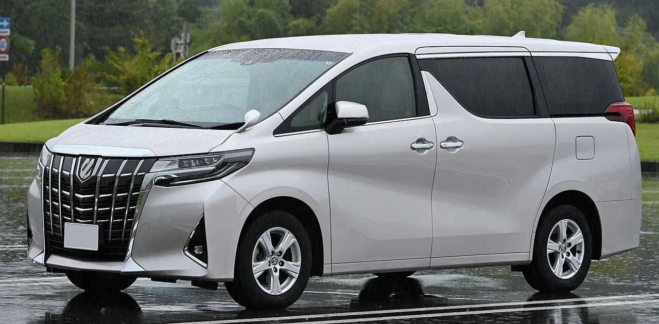 Toyota Alphard (2002 óta)