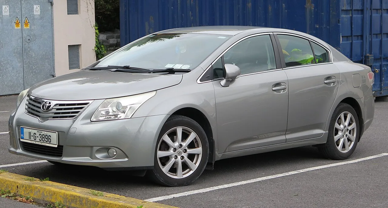 Toyota Avensis (1997–2018)