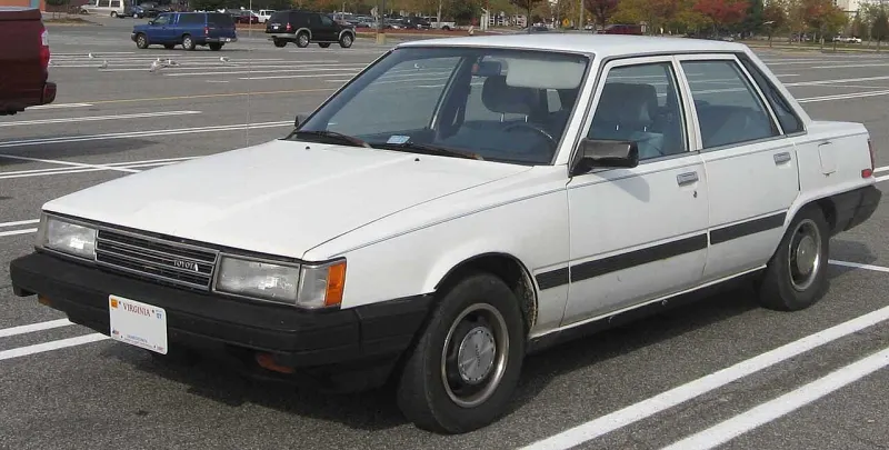 Toyota Camry V10 (1982–1986)