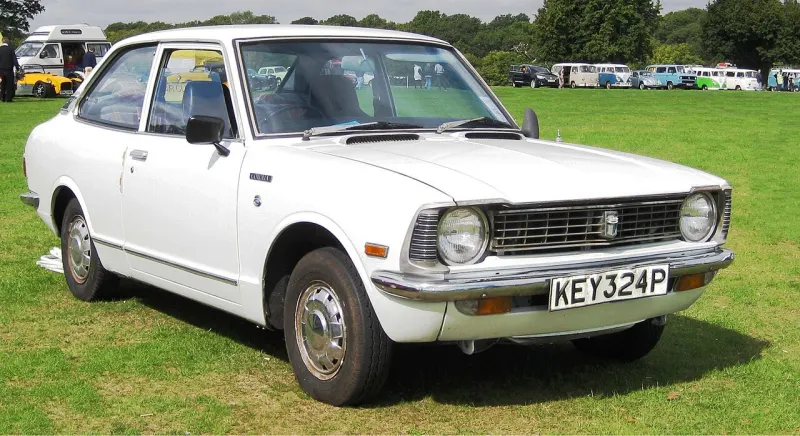 Toyota Corolla E20 (1970–1974)
