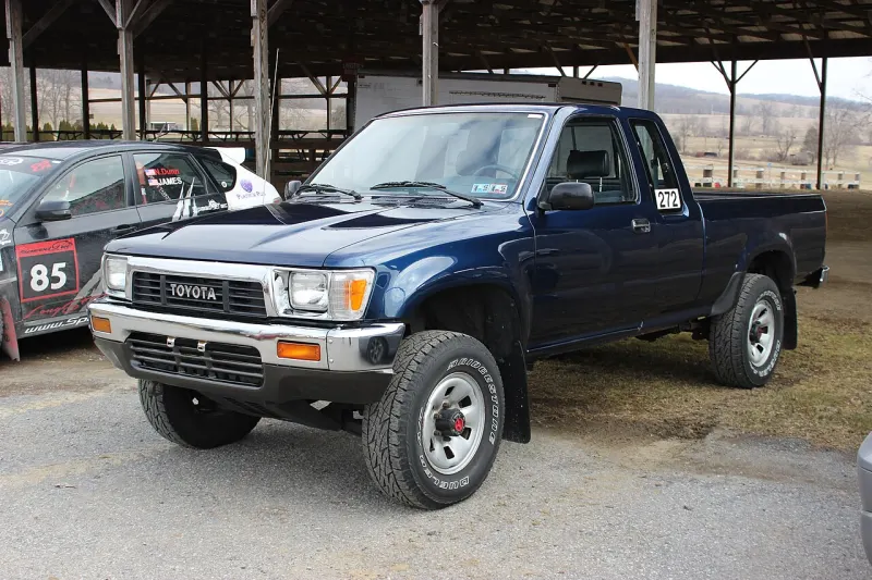 Toyota Hilux Fifth generation (1988–1997)