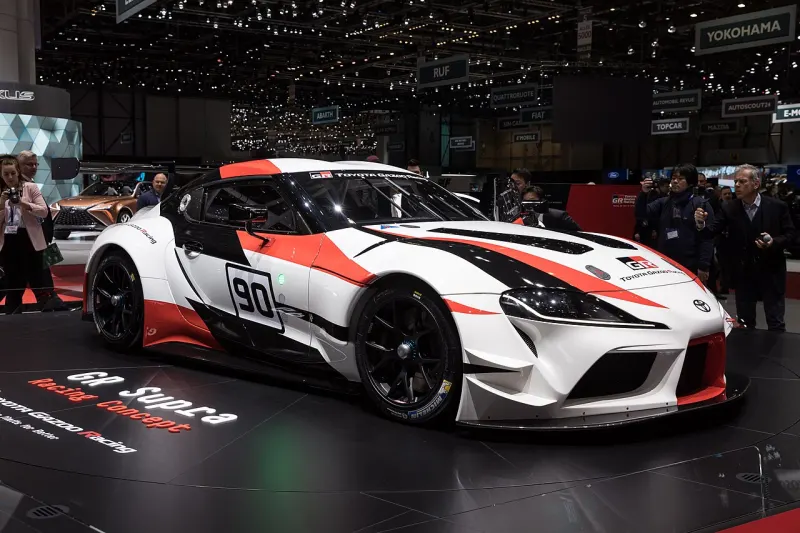 Toyota Prius+ GR Supra Racing Concept (2018 óta)