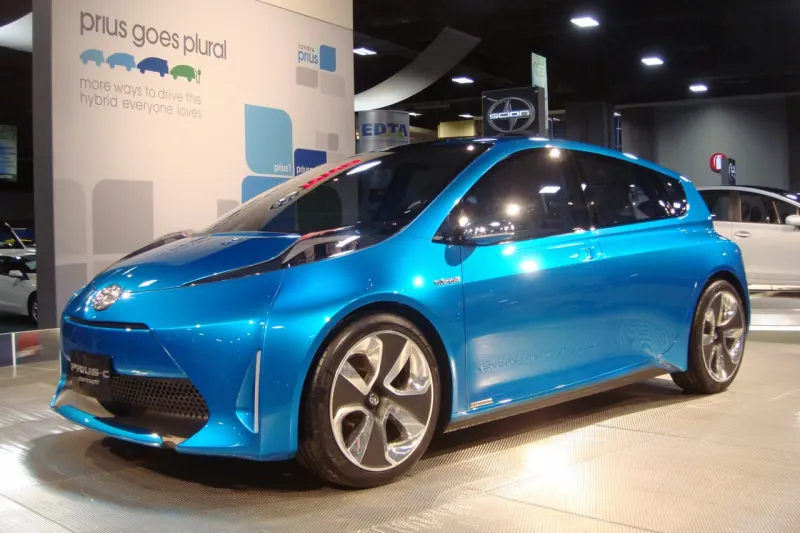 Toyota Prius+ Prius C Concept (2011 óta)