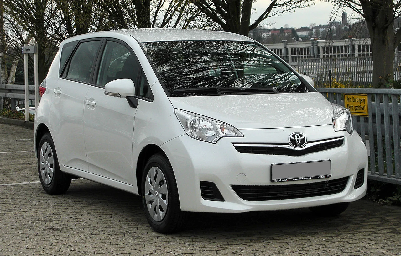 Toyota Verso-S (2005–2017)