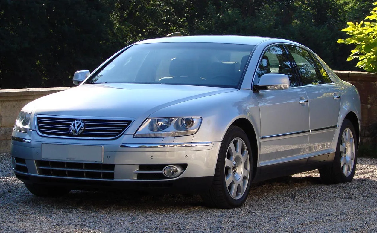 Volkswagen Phaeton — Volkswagen Phaeton (2001–2016)