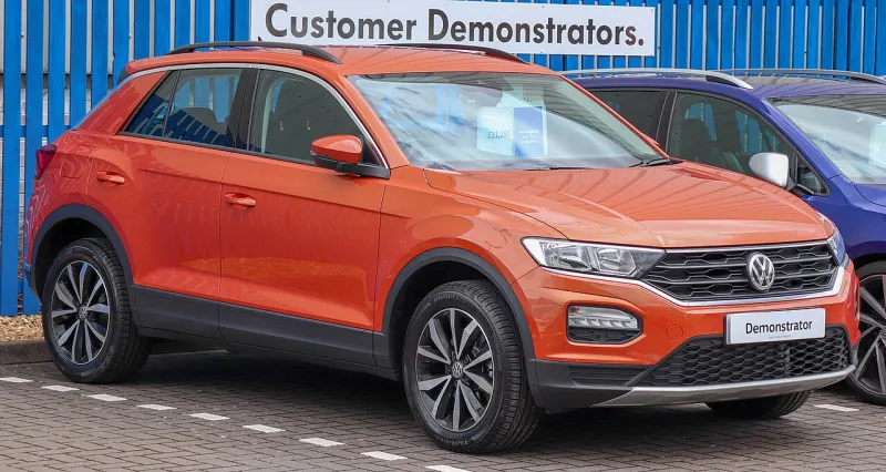 Volkswagen T-Roc First generation (2017–2025)