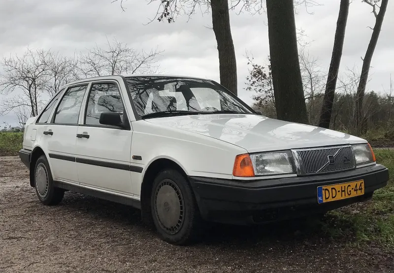 Volvo 440 Volvo 440/460 (1988–1996)