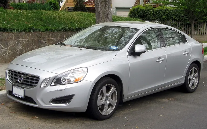 Volvo S60 second generation (2010–2018)